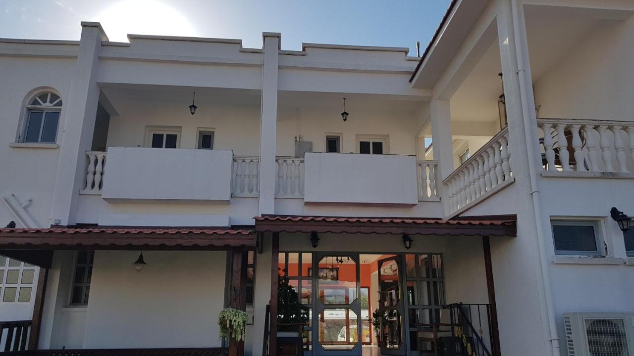 Citrus Tree Gardens Hotel Karavas  Eksteriør billede